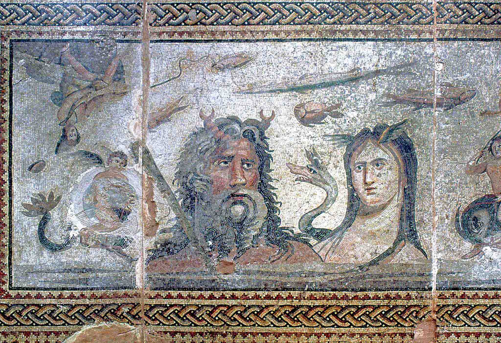 Thần Oceanus, vị Thần của tất cả các Thần sông, và vợ ngài, nữ Thần Thetys. (Ảnh: Dosseman/CC BY-SA 4.0)