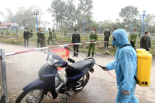 Tin Việt Nam ngày 12/7: Vượt 2,300 ca mới trong ngày, thí điểm cách ly F1 tại nhà ở 63 tỉnh/thành, tăng thời gian cách ly lên 14 ngày, giá xăng tăng mạnh, lên mức cao nhất trong hơn 2 năm