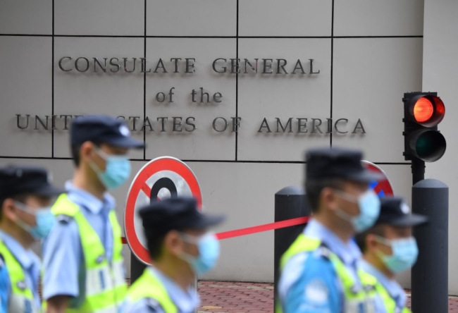Trung Quốc hạ cờ Mỹ và tiếp quản lãnh sự quán Thành Đô
