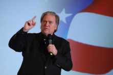 Bannon: Bộ trưởng Tư pháp William Barr cảnh cáo doanh nghiệp Mỹ về Trung Quốc