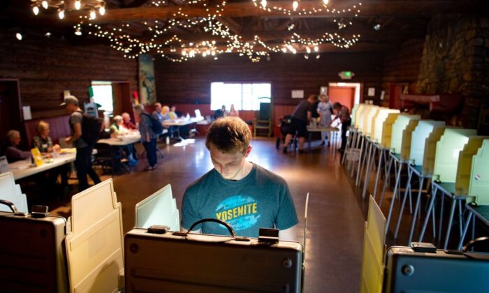 California: 17 tuổi có thể bỏ phiếu trong các cuộc bầu cử sơ bộ không?