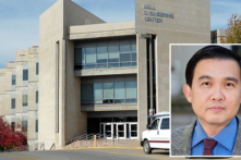 FBI truy tố giáo sư người Mỹ gốc Hoa 44 tội danh