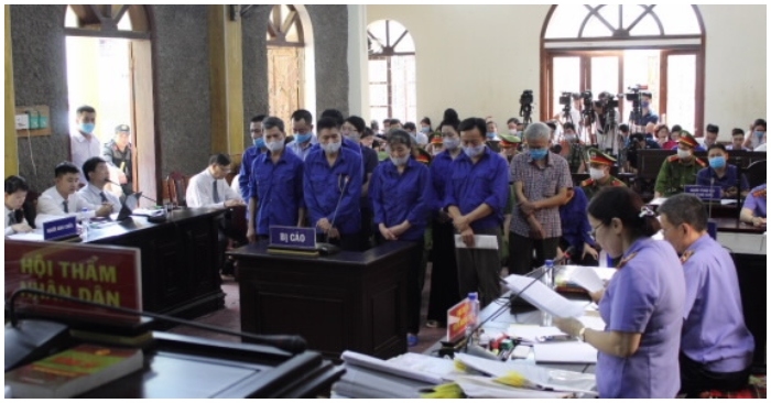 5 bị cáo trong vụ án gian lận điểm thi THPT tại Sơn La cùng kháng cáo