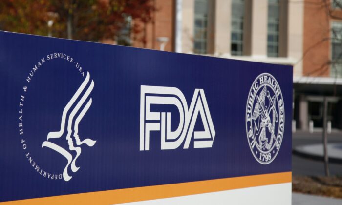 FDA nới rộng xét nghiệm cho người không có triệu chứng nhiễm virus Trung Cộng