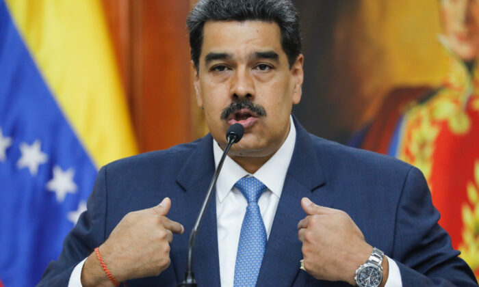 Tổng thống Venezuela Nicolas Maduro họp báo tại dinh tổng thống Miraflores ở Caracas, Venezuela, vào ngày 14 tháng 2 năm 2020. (Ảnh Ariana Cubillos / AP)