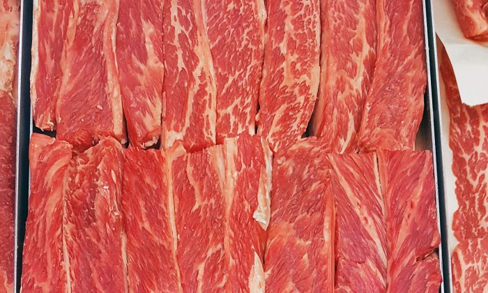 Trung Quốc dừng nhập thịt bò từ công ty Úc, giá thịt bò trong nước tăng đột biến