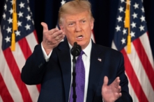 TT Trump: Trung Quốc đang gia tăng mua hàng từ Mỹ để “làm tôi hài lòng”