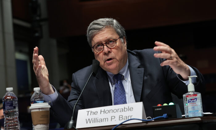 Tổng Chưởng lý William Barr: Thành viên Đảng Dân chủ là ‘những kẻ hèn nhát’