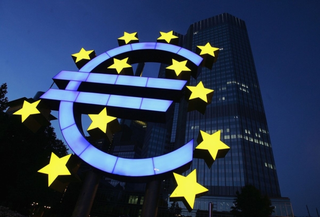 GDP của khu vực đồng Euro giảm hơn 12% vì đại dịch    