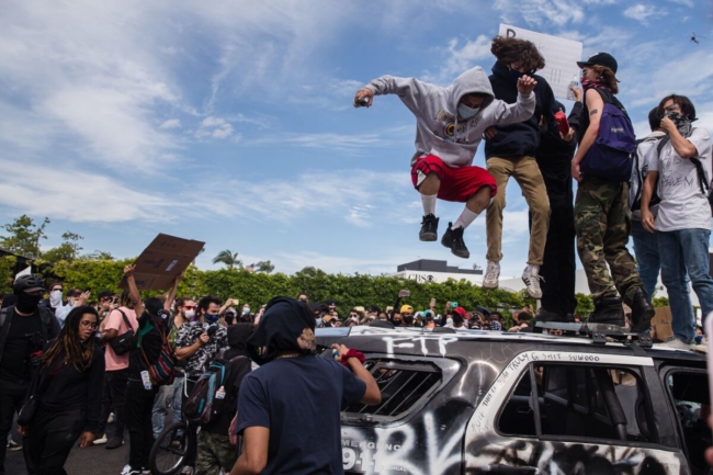 Truy tố những kẻ bạo loạn Antifa vì các hoạt động phá hoại tại Washington D.C