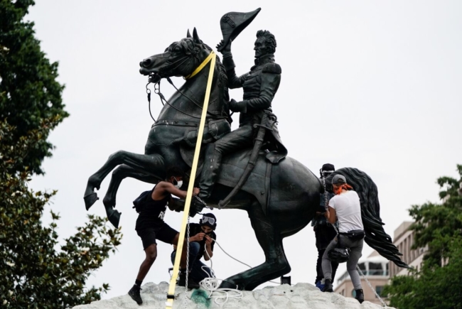 Truy tố những kẻ bạo loạn Antifa vì các hoạt động phá hoại tại Washington D.C