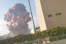 Vụ nổ kinh hoàng ở Beirut, thủ đô của Li Băng, hơn 4.000 người thương vong