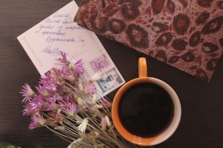 Uống quá nhiều cà phê sẽ làm tổn thương thận, gây ra nhiều triệu chứng