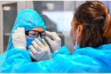 Hai bệnh nhân Covid-19 Hà Nội trở nặng, 1 ca đã thở máy