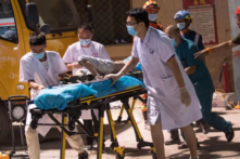 Nhà hàng Trung Quốc bị sập, chôn vùi ít nhất 45 người