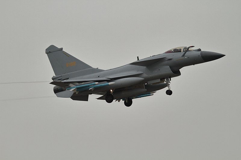 21 máy bay chiến đấu Trung Quốc 48 lần vào không phận Đài Loan
