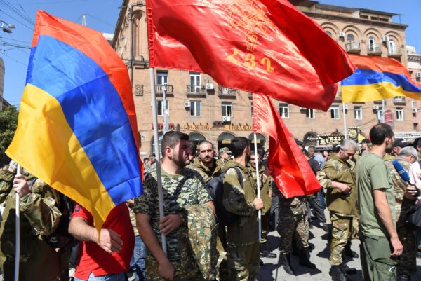 Đụng độ giữa Armenia và Azerbaijan, có ít nhất 16 người thiệt mạng