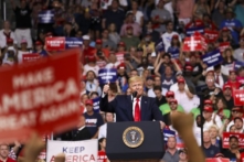 Bang đầu tiên của Mỹ bắt đầu gửi phiếu bầu cử