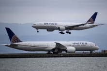 United Airlines dự tính cắt giảm 16.000 việc làm vào tháng 10
