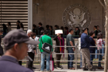 Chính quyền Trump đề xuất quy định mới về việc hạn chế thời hạn thị thực du học sinh