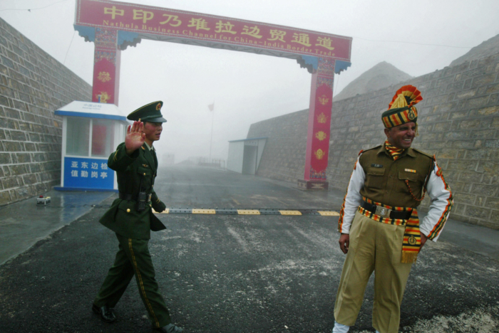 Ấn Độ nghi ngờ quân đội Trung Quốc bắt 5 người dân của nước này