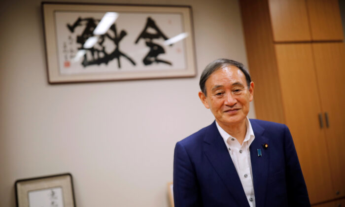 Chánh văn phòng Nội các Nhật Bản định tranh cử vào vị trí thủ tướng