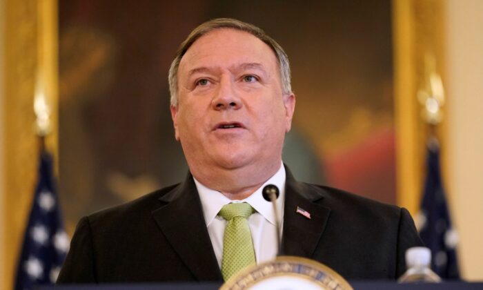 Ông Pompeo: Bộ Ngoại giao Mỹ đang xem xét các hoạt động của 2 nhóm bình phong cho ĐCSTQ