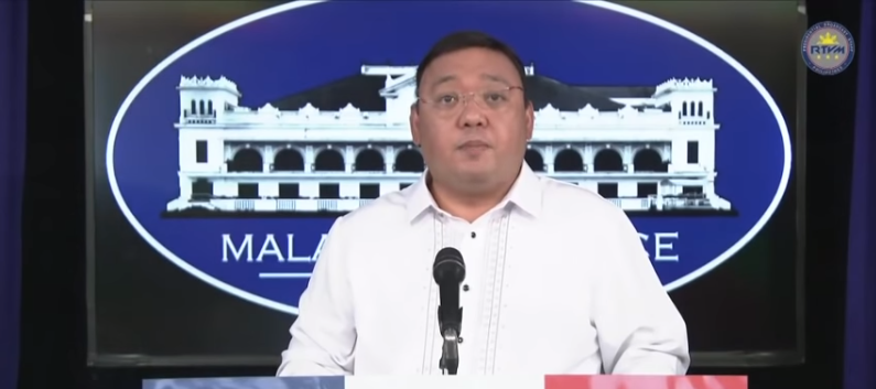 Ông Harry Roque - phát ngôn viên của Tổng thống Philippines. (Ảnh chụp màn hình video RTVMalacanang)