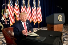 48 tiểu bang được phê duyệt kế hoạch thanh toán thất nghiệp tăng cường của TT Trump