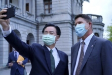 Trung Quốc điều 18 máy bay chiến đấu đến gần Đài Loan trong chuyến thăm của phái viên Hoa Kỳ