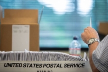 Tổng chưởng lý North Carolina: Không nên kiểm tra phiếu bầu như TT Trump hướng dẫn