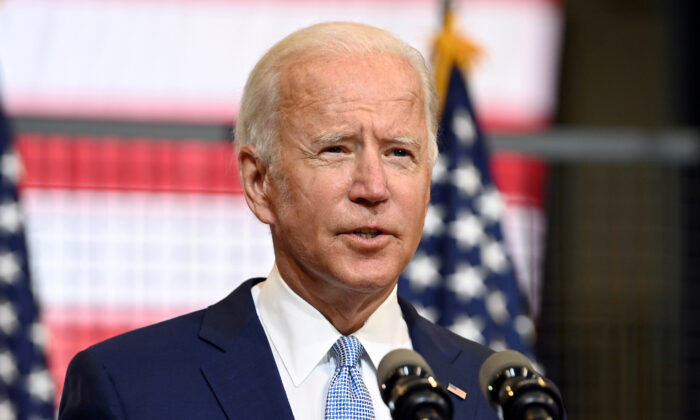 Ứng cử viên tổng thống của đảng Dân Chủ Joe Biden phát biểu trong một cuộc vận động tranh cử ở Pittsburgh, Pennsylvania, vào ngày 31/8/2020. (Ảnh Alan Freed/ Ảnh tư liệu/ Reuters)