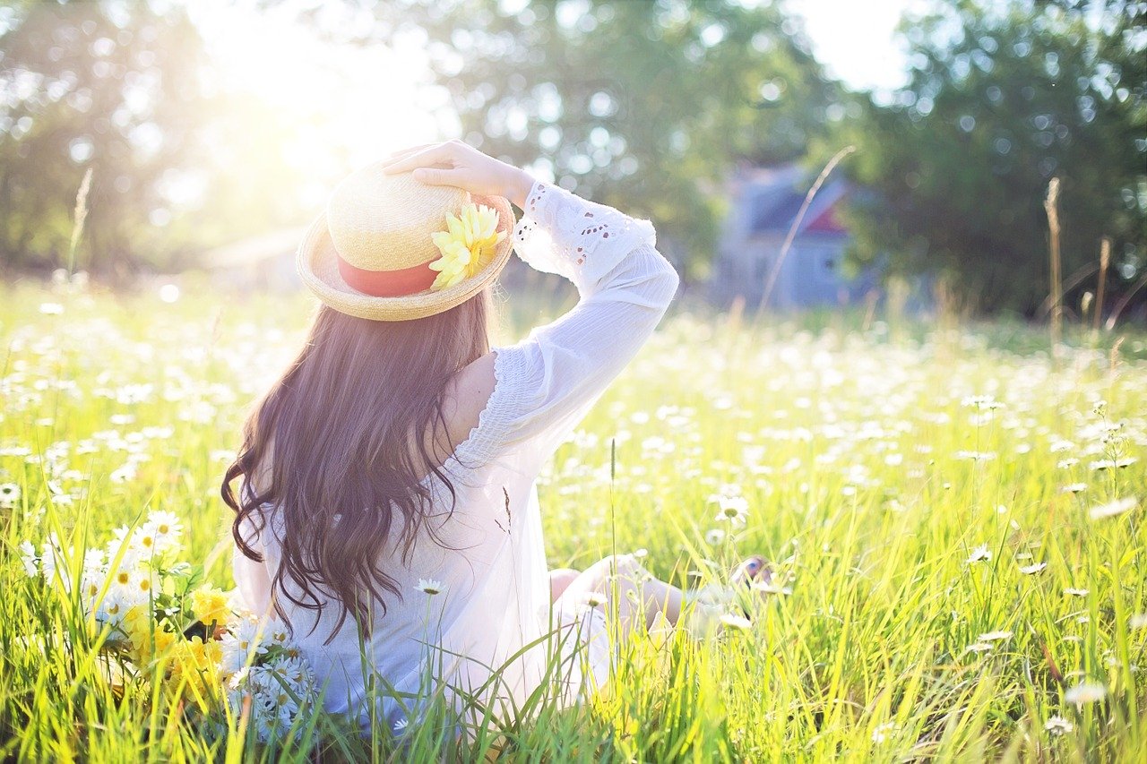Vitamin D được gọi là “vitamin của ánh nắng mặt trời”. (Ảnh Jill Wellington/ Pixabay)