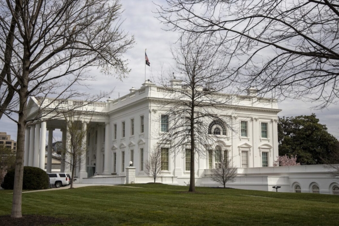Cụm dịch tại Nhà Trắng tiếp tục lan rộng, Bộ trưởng Tư pháp Mỹ tự cách ly