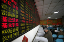 Wall Street & Ngân hàng trung ương thúc đẩy nhà đầu tư vào thị trường trái phiếu Trung Quốc