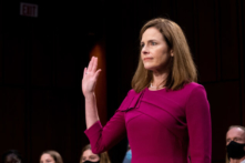 Thẩm phán Barrett – Sự an bài của Chúa giúp Tổng thống Trump bảo vệ Hiến pháp Mỹ?