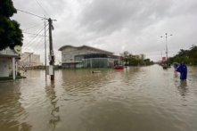 Nước lũ rút ở nhiều tỉnh miền Trung