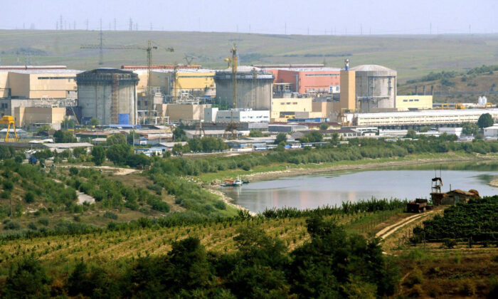 Hủy hợp tác với Trung Quốc, Romania ký thỏa thuận hạt nhân với Hoa Kỳ
