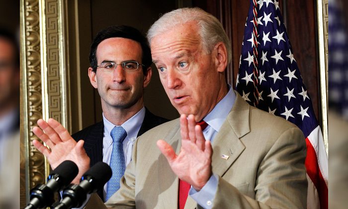 Mỹ bắt giữ người đe dọa sát hại ông Biden và bà Harris