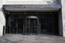 Tài liệu giải mật tiết lộ bằng chứng hời hợt của FBI đối với những tuyên bố của Steele