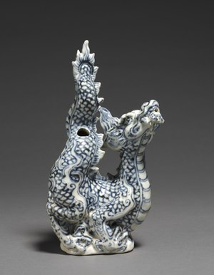 Gốm sứ hình rồng được làm ở Chu Đậu, Việt Nam vào những năm Hồng Đức (1469-1497), Bảo tàng Nghệ thuật Cleveland. (Ảnh <a href="https://en.wikipedia.org/wiki/L%C3%AA_Th%C3%A1nh_T%C3%B4ng">wikipedia)</a>