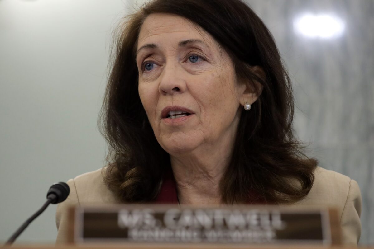 Thượng nghị sĩ Maria Cantwell (D-Wash.) phát biểu tại Washington vào ngày 24/6/2020. (Ảnh Alex Wong/Pool/AFP qua Getty Images)