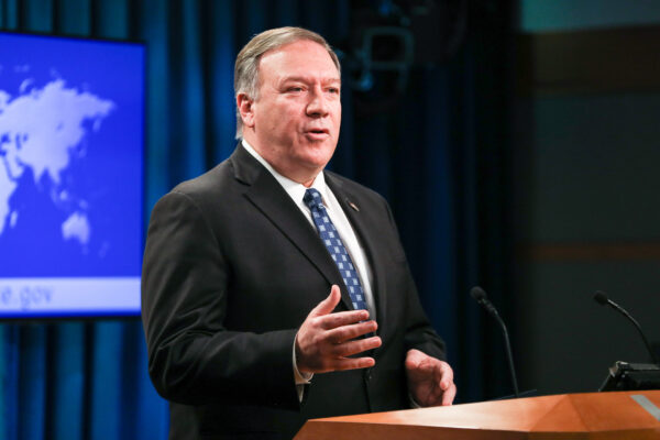 Ngoại trưởng Hoa Kỳ Mike Pompeo trong họp báo tại Washington vào tháng Giêng. 7, 2020. (Ảnh Charlotte Cuthbertson / The Epoch Times)