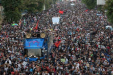 Thái Lan dỡ bỏ tình trạng khẩn cấp ở Bangkok