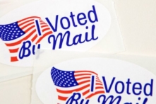 Bầu cử Mỹ 2020: Các ứng viên Tổng thống kêu gọi người ủng hộ bỏ phiếu sớm