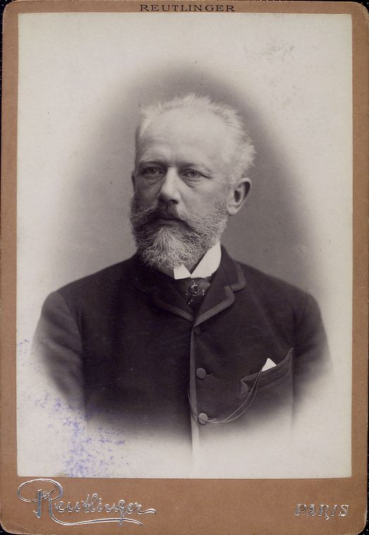 Pyotr Ilyich Tchaikovsky, khoảng năm 1888. (Public Domain)