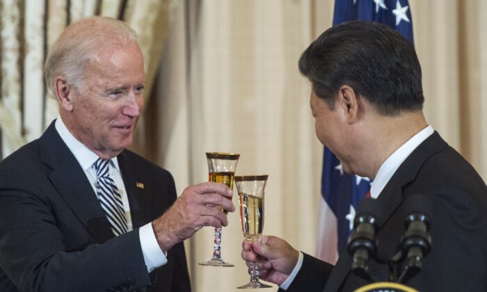 Bắc Kinh, Wall Street có thể thắt chặt mối quan hệ dưới thời tổng thống tiềm năng Biden