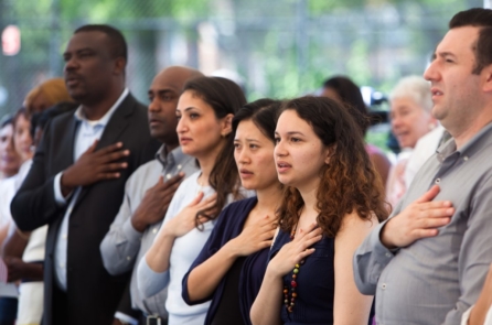 Cuộc thi viết luận về Hoa Kỳ: Đất nước tôi, Gia đình tôi, Nguồn cảm hứng của tôi