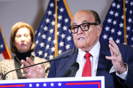LS. Giuliani: Chiến dịch Trump tập trung vào Tối cao Pháp viện & Cơ quan Lập pháp Tiểu bang
