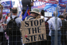 Dân biểu Mo Brooks: Đảng Dân Chủ lợi dụng lỗ hổng trong hệ thống bầu cử